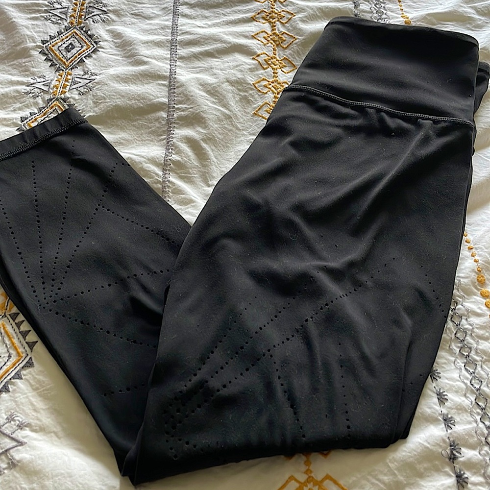 Athleta Elation laser cut 7/8 leggings